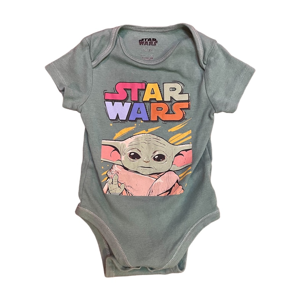 STAR WARS BABY YODA ONSIE 100% COTTON SIZE 12-18 MONTHS GREEN IN COLOUR